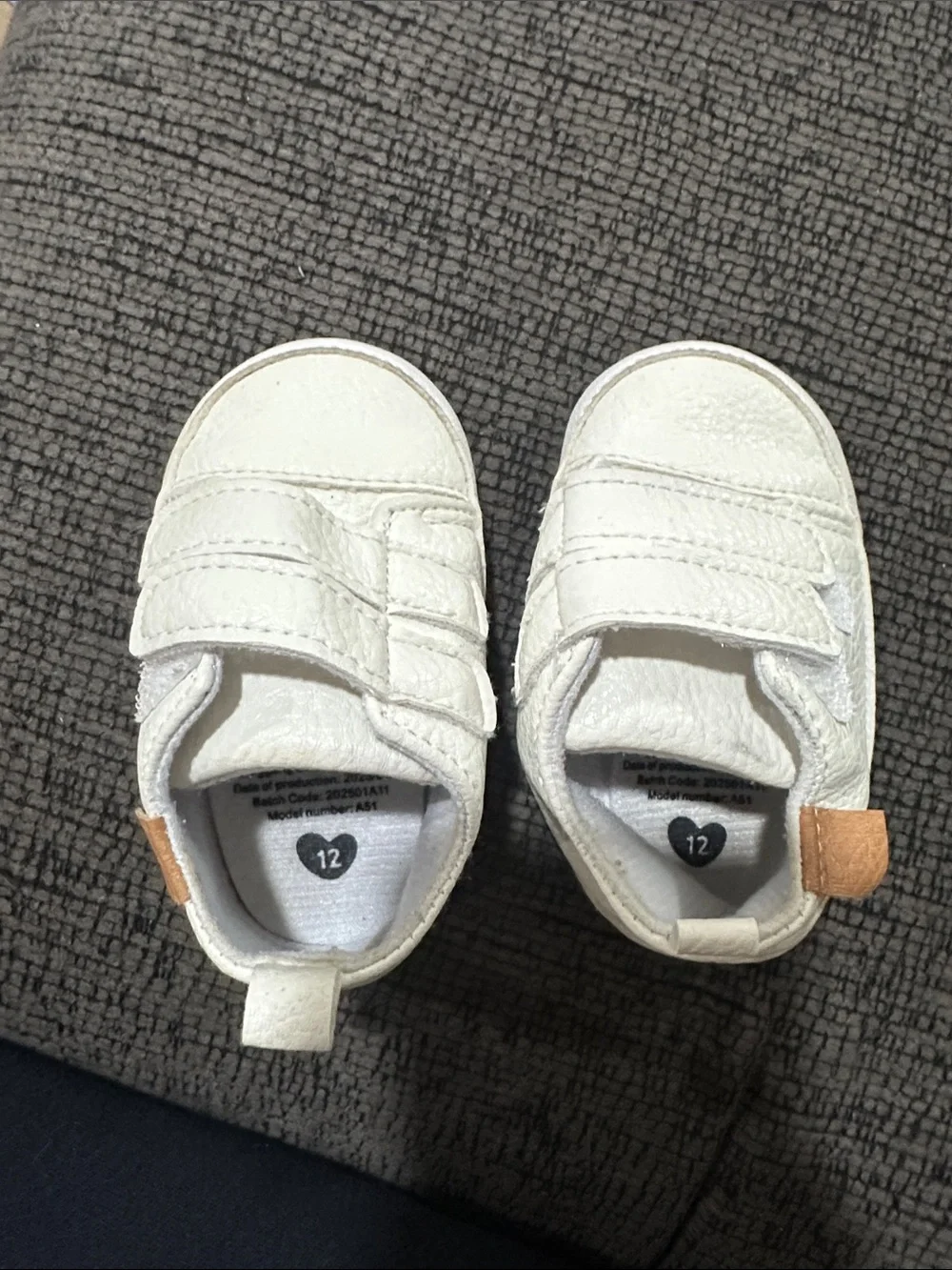 Off White Kids Velcro Sneakers never worn size 12 baby